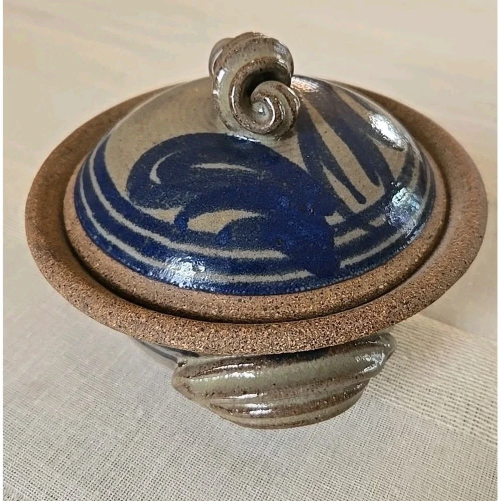 Potpourri Pottery this vintage